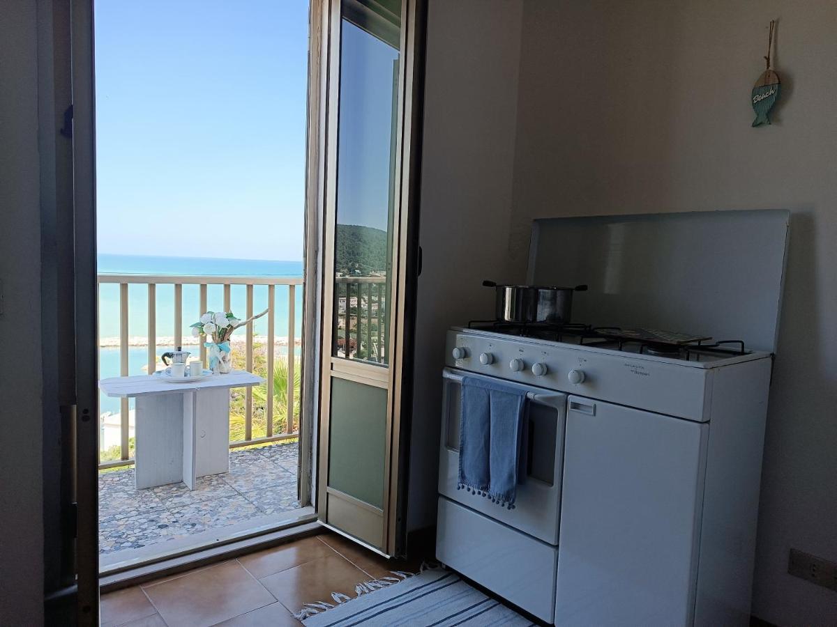 Due Balconi Peschici Exterior photo